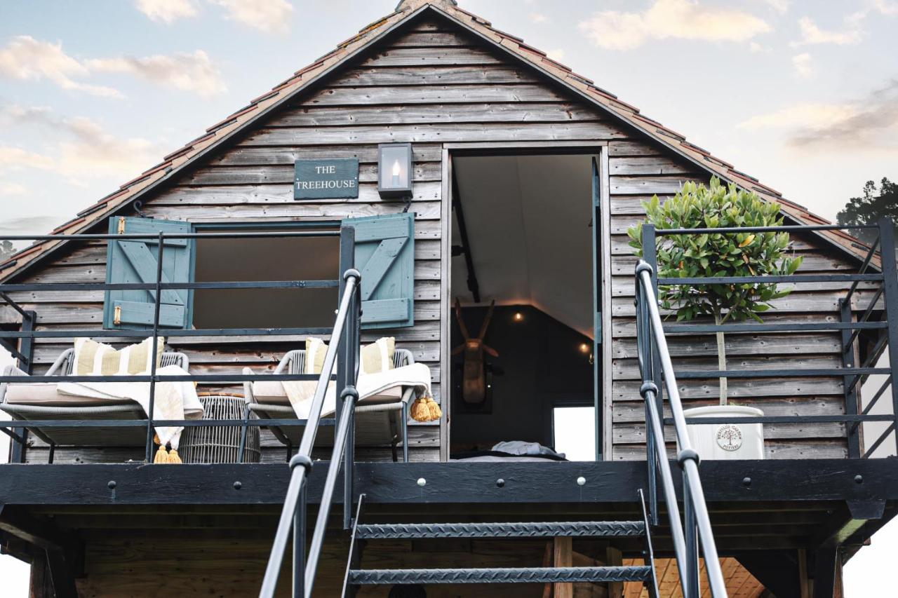 The Treehouse At Humblebee Hall Worcester Esterno foto