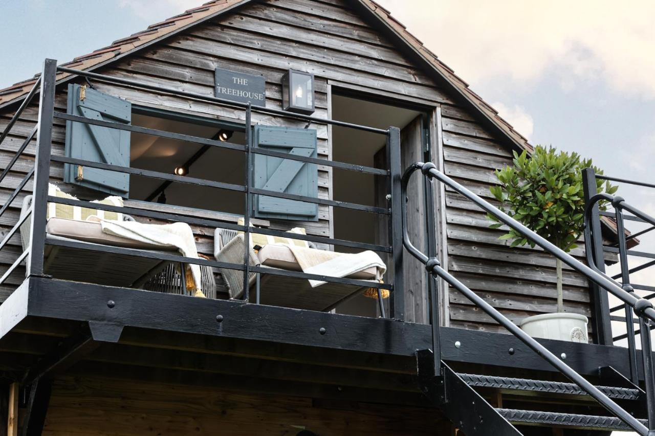 The Treehouse At Humblebee Hall Worcester Esterno foto